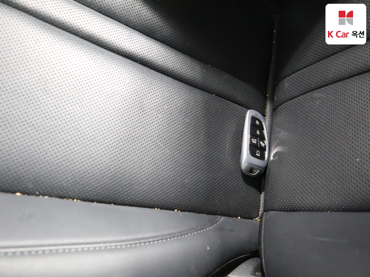 Hyundai Sonata 2023 - Image 17