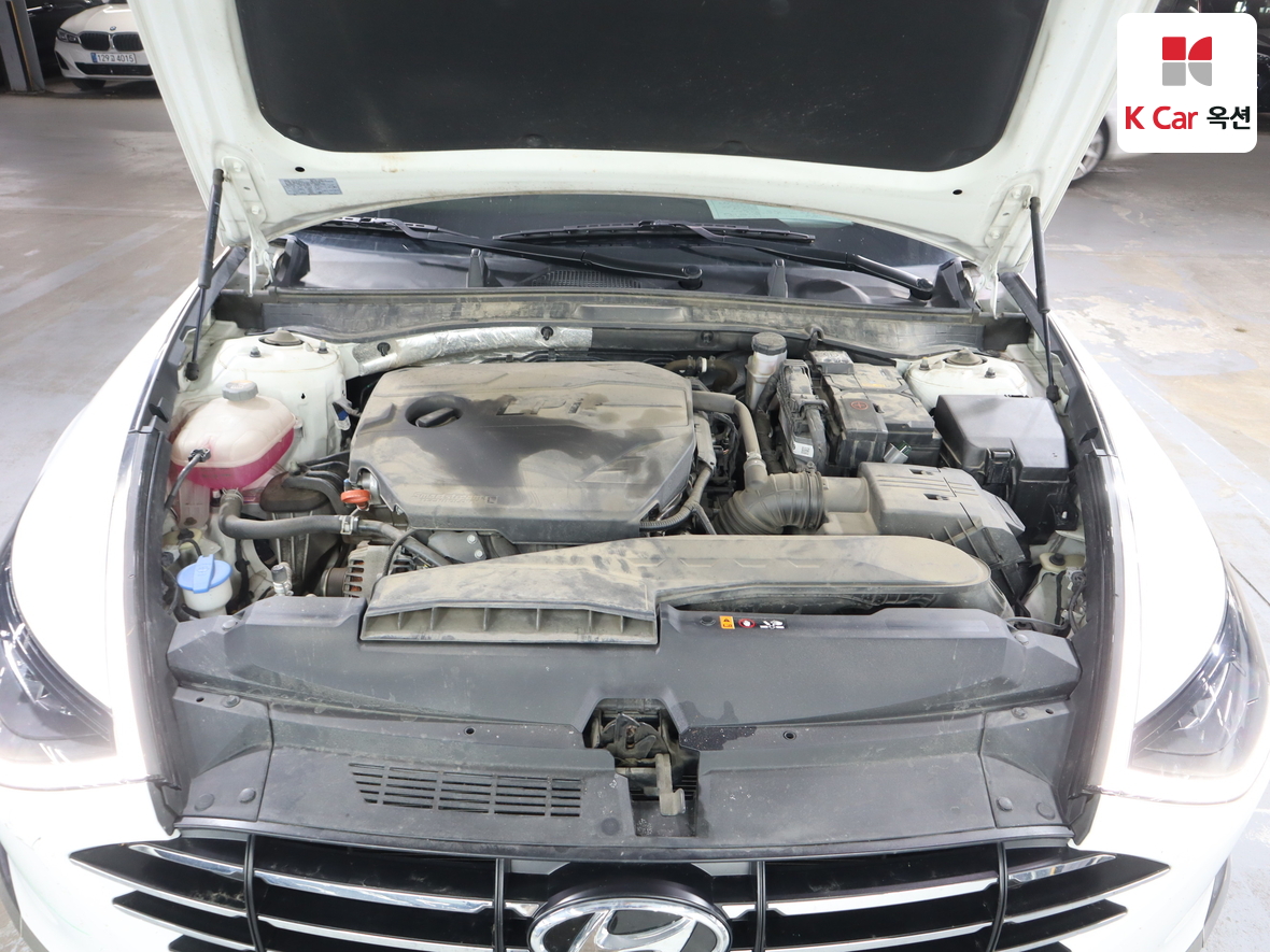 Hyundai Sonata 2023 - Image 31