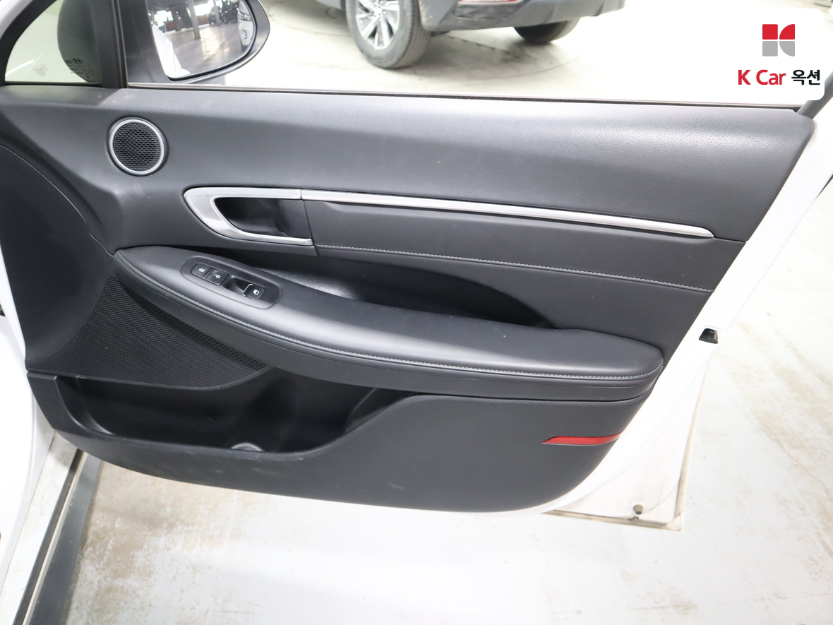 Hyundai Sonata 2023 - Image 27