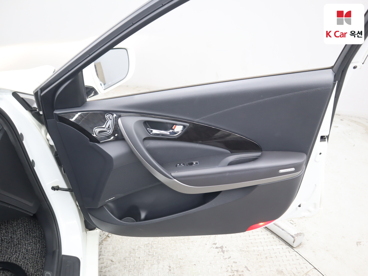 هيونداي أزيرا - 31