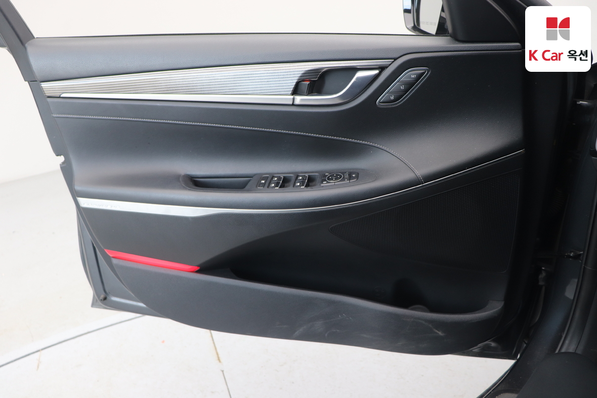 Hyundai AZERA - 8
