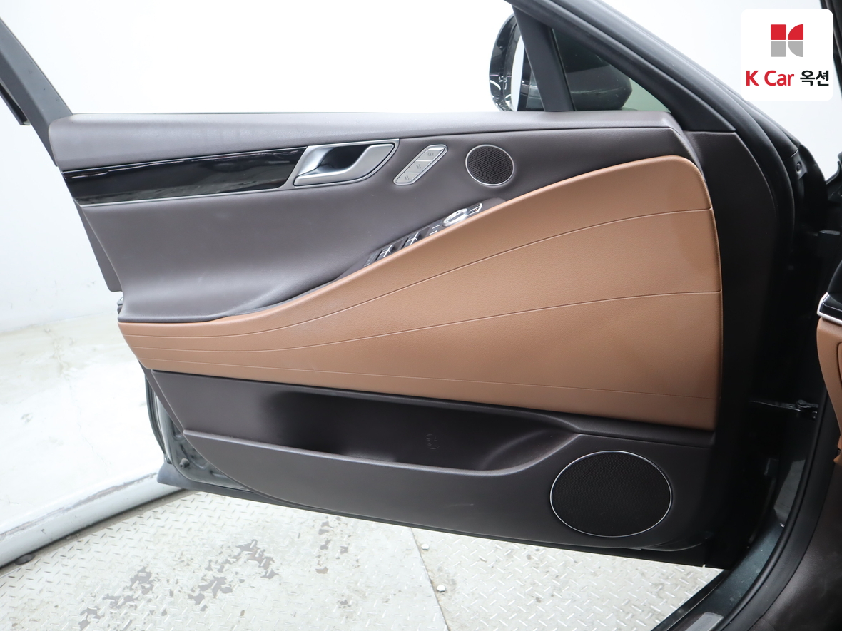 Genesis G80 2021 - Image 8