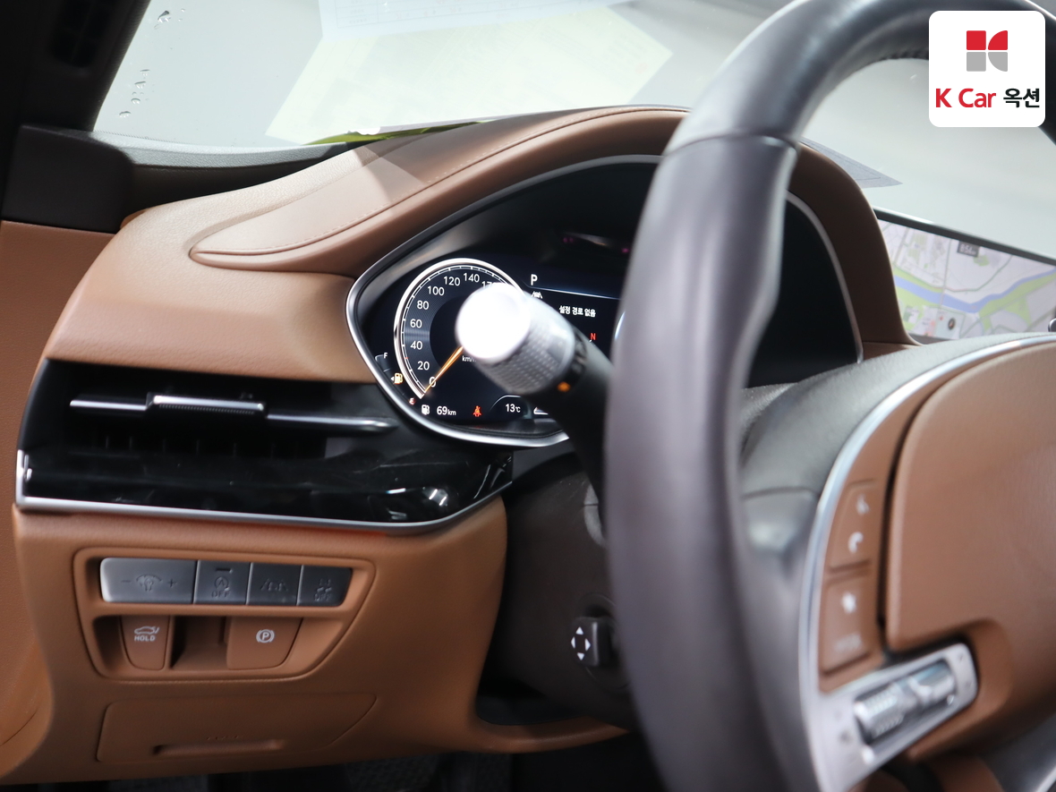 Genesis G80 2021 - Image 9