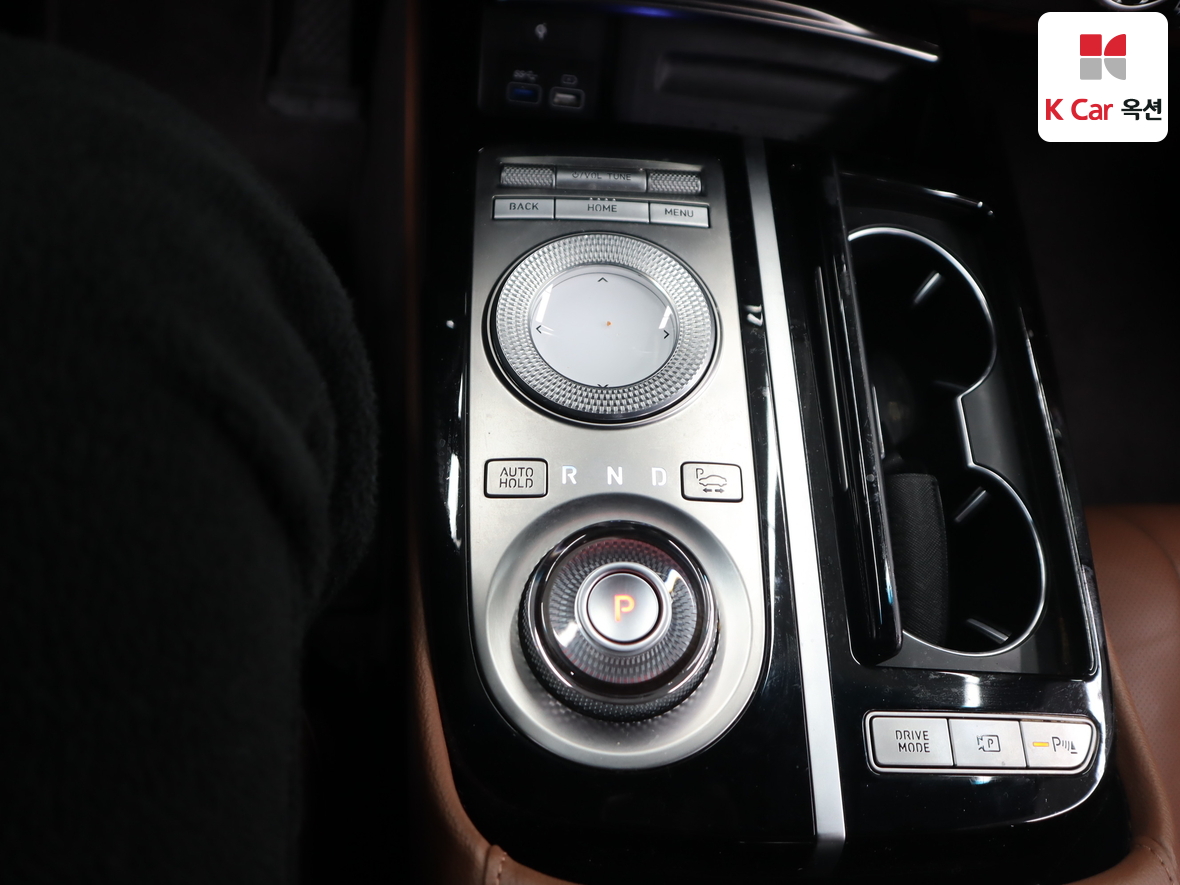 Genesis G80 2021 - Image 16