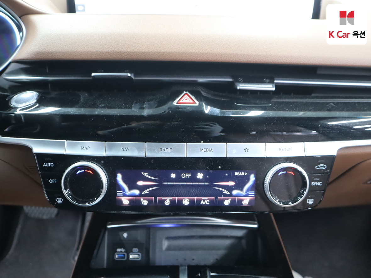 Genesis G80 2021 - Image 15