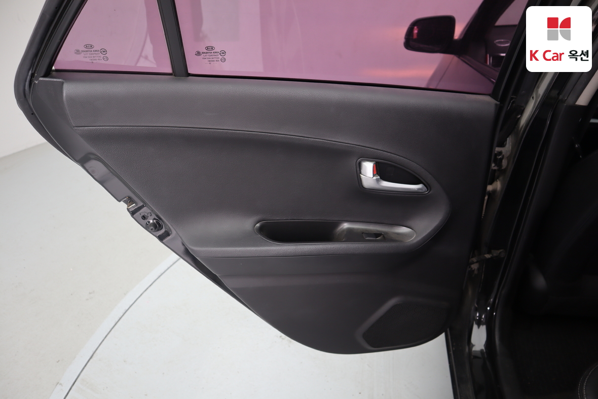 كيا مورنينج 2013 - صورة 22