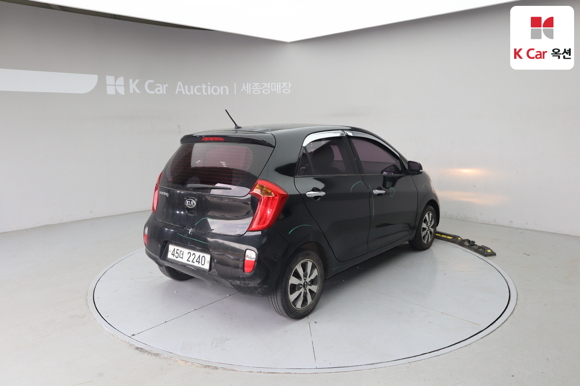 كيا مورنينج 2013 - صورة 2