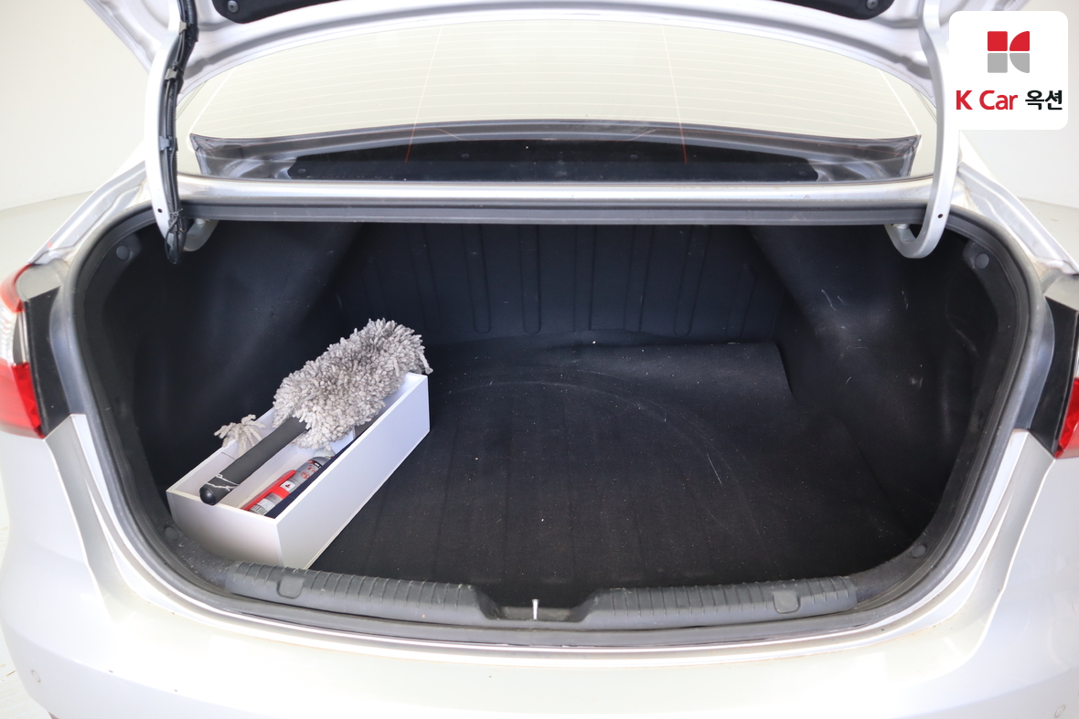 Kia K3 2015 - Image 23