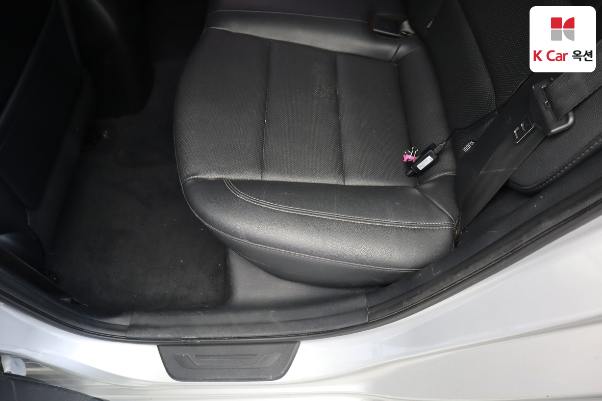 Kia K3 2015 - Image 21