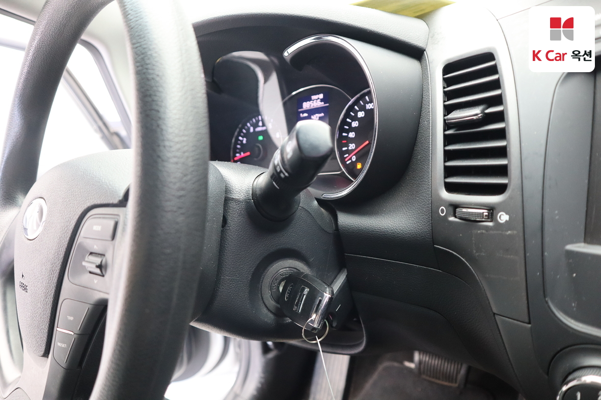 Kia K3 2015 - Image 11