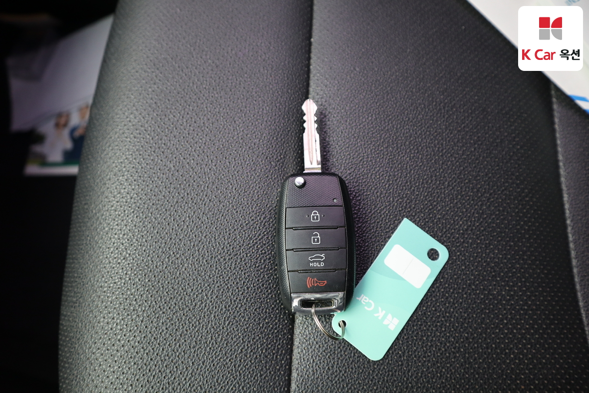 Kia K3 2015 - Image 16