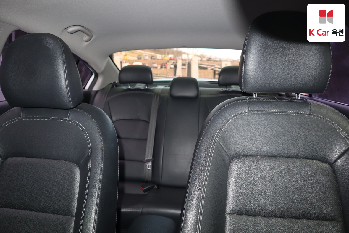 Kia K3 2015 - Image 17