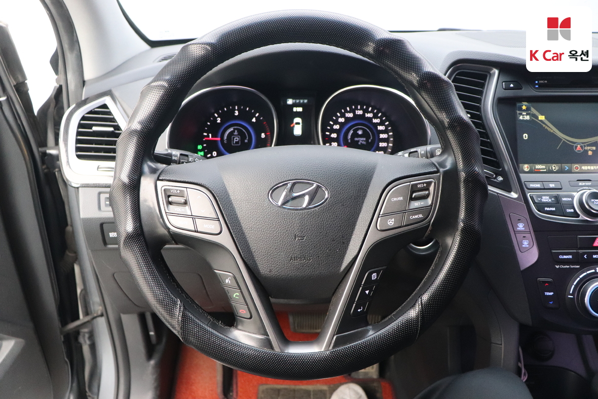 Hyundai Santa Fe - 10