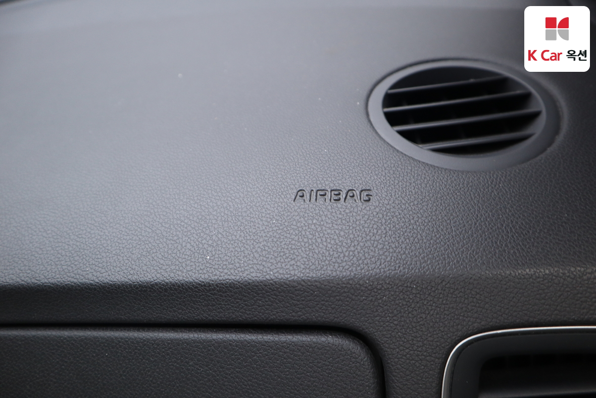 Kia New Carnival 2015 - Image 36