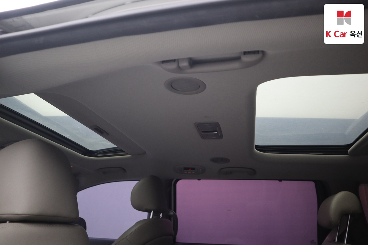 Kia New Carnival 2015 - Image 28