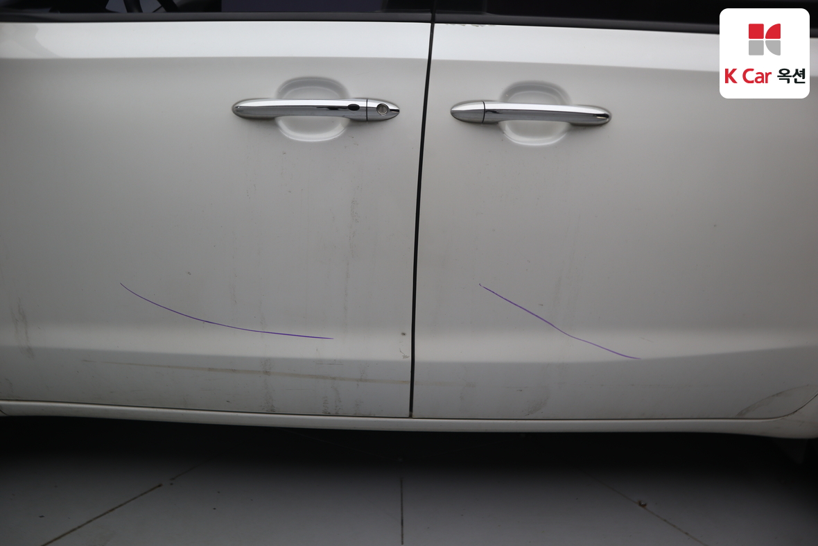 Kia New Carnival 2015 - Image 44