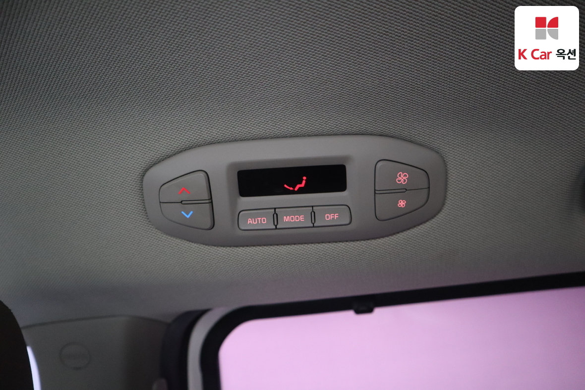 Kia New Carnival 2015 - Image 25