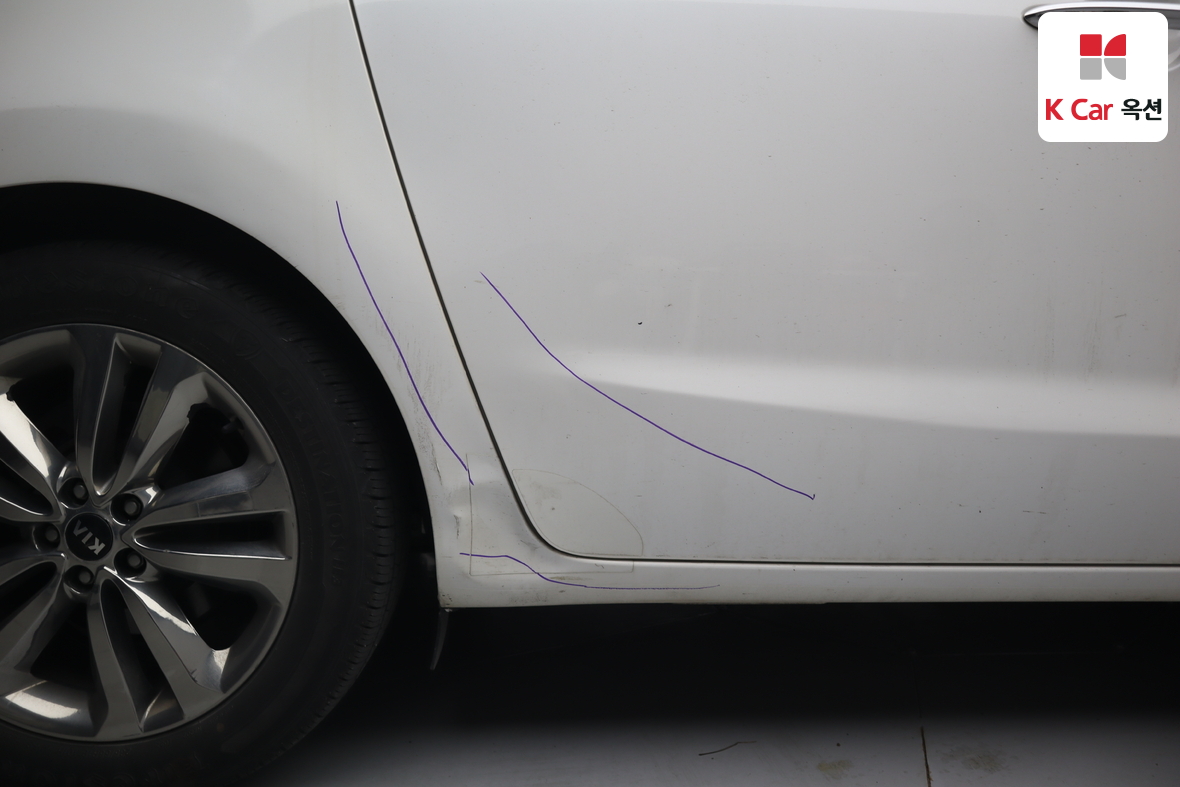 Kia New Carnival 2015 - Image 40