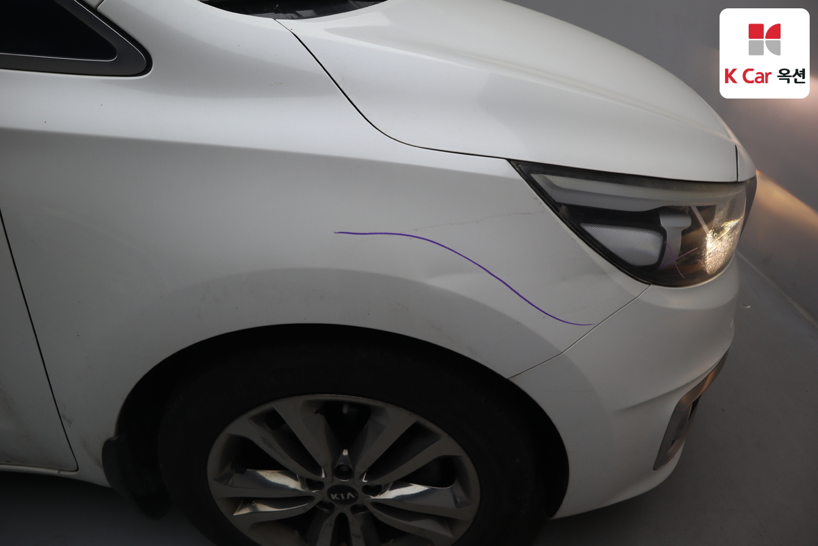 Kia New Carnival 2015 - Image 41