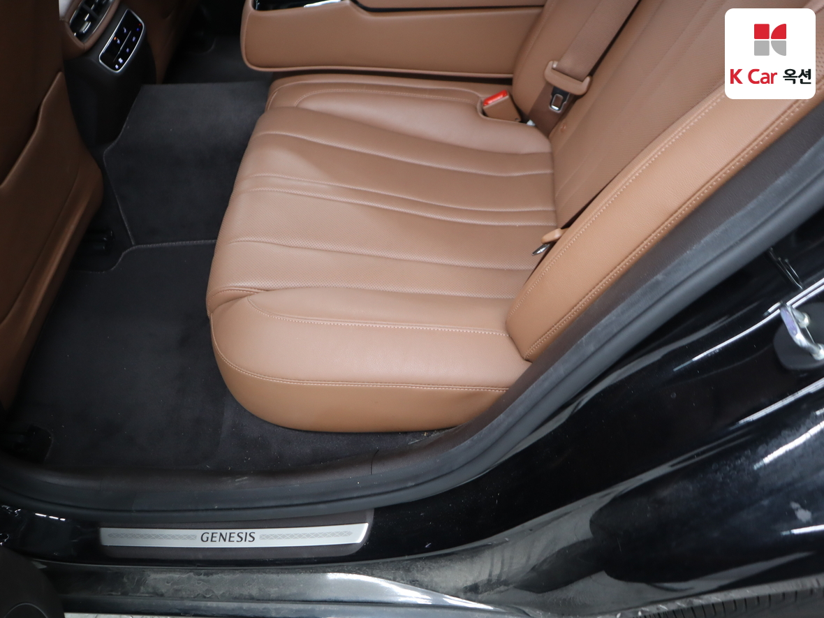 جينيسيس G80 2022 - صورة 23