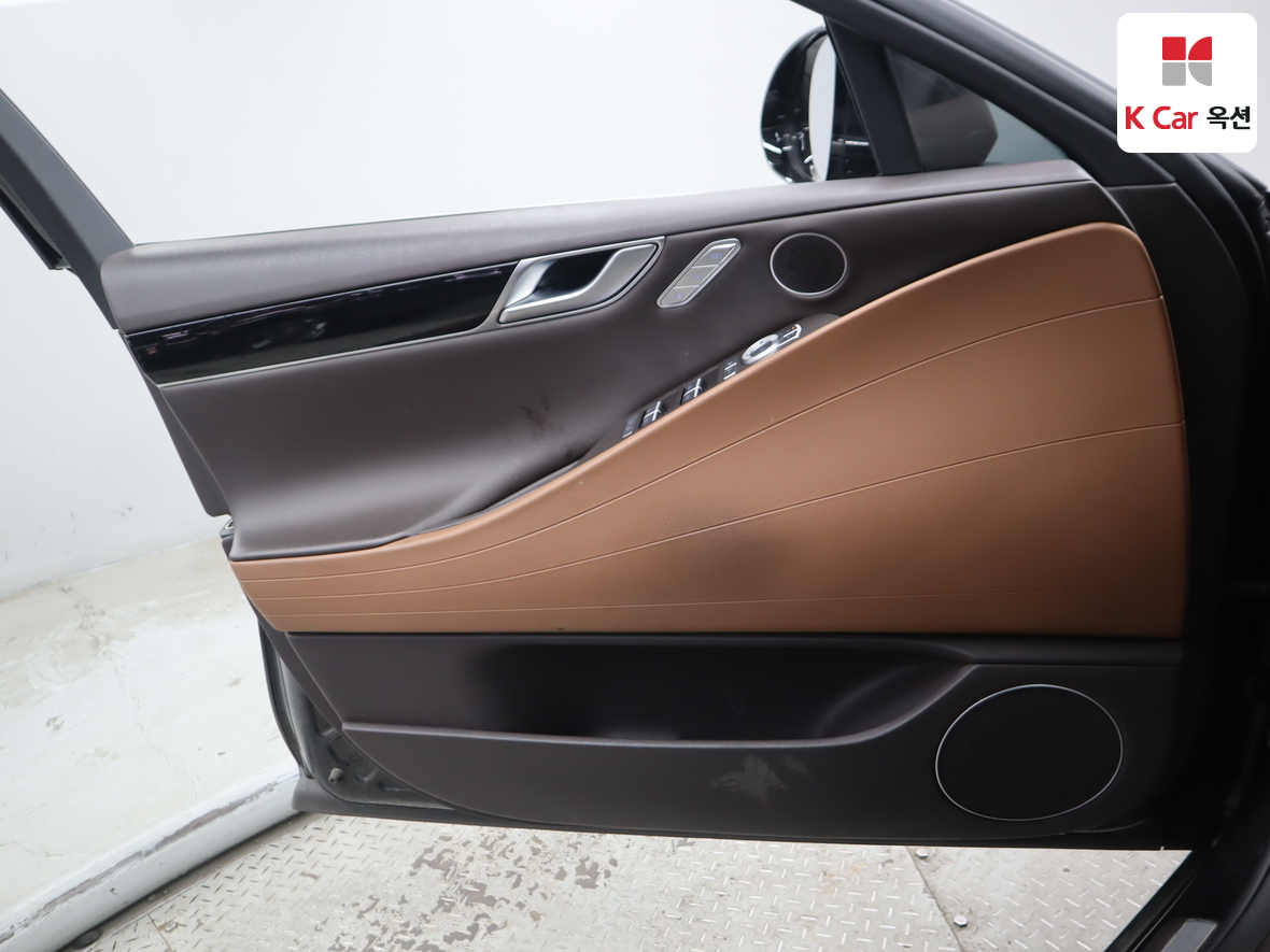 جينيسيس G80 2022 - صورة 8