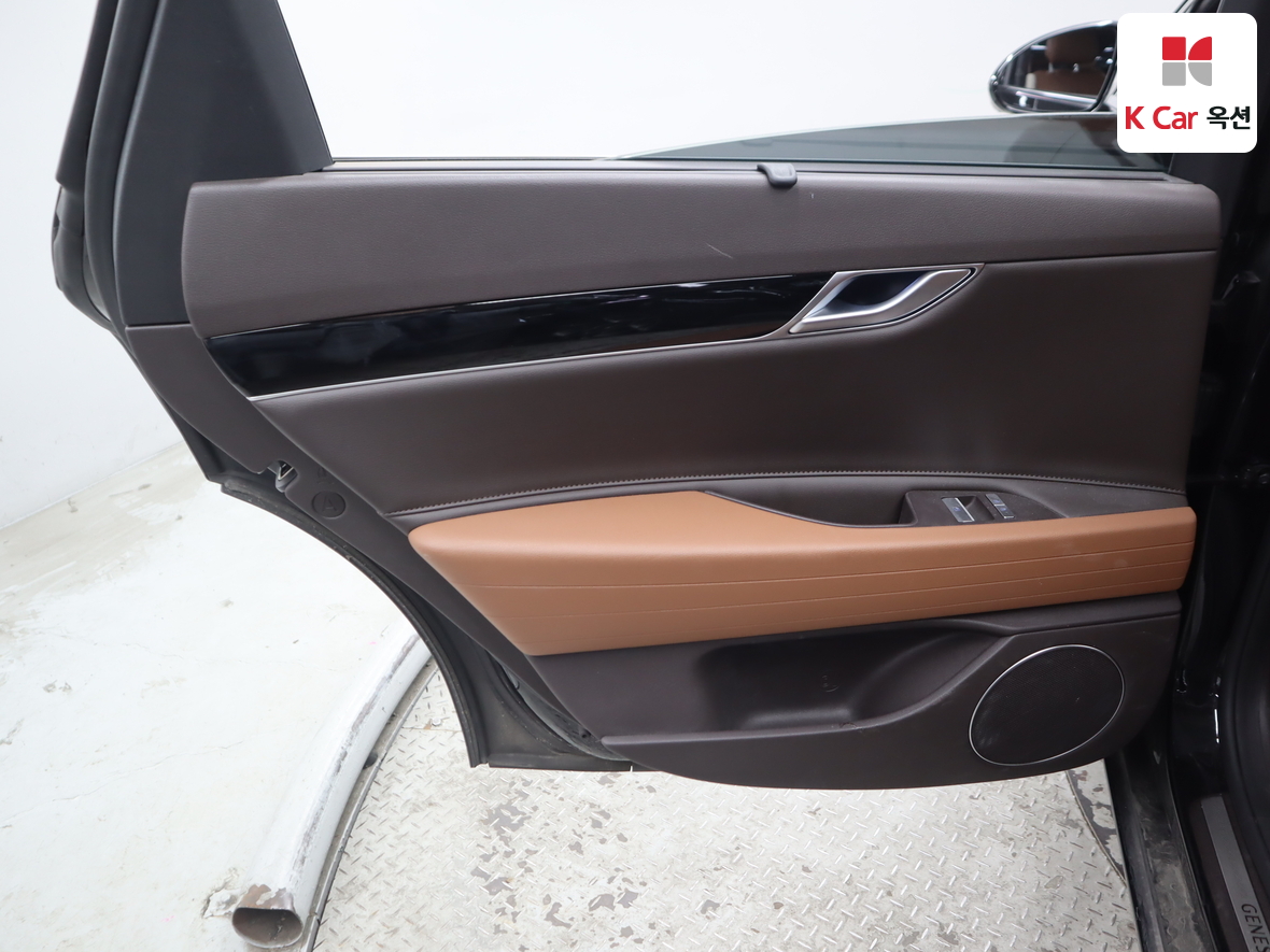 جينيسيس G80 2022 - صورة 22