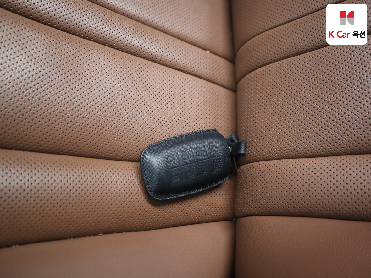 جينيسيس G80 2022 - صورة 17