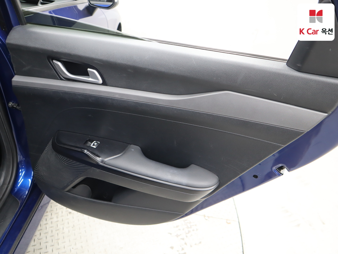 كيا K5 2021 - صورة 25