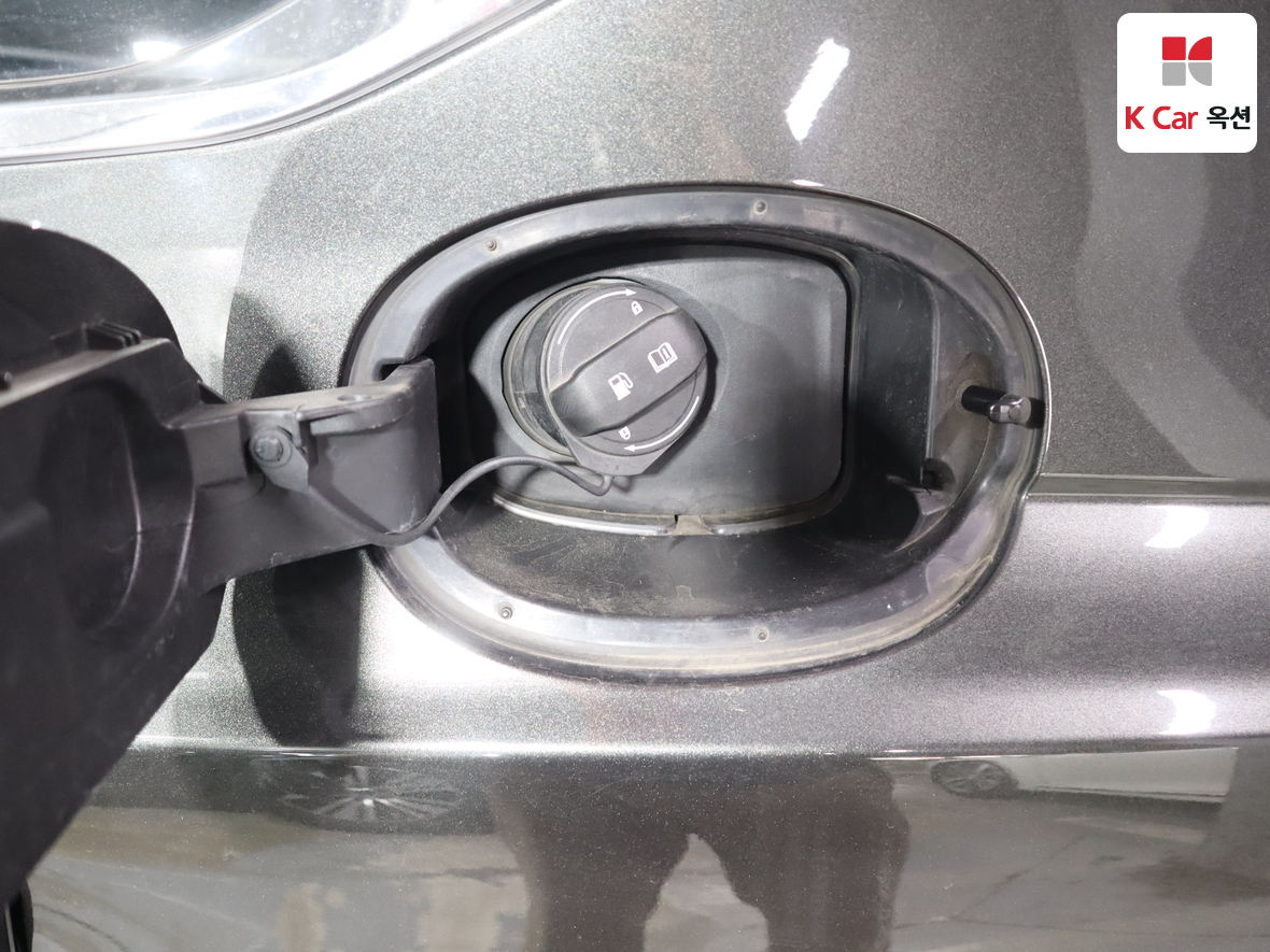 Genesis G80 2022 - Image 25