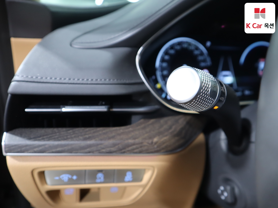 Genesis G80 2022 - Image 9