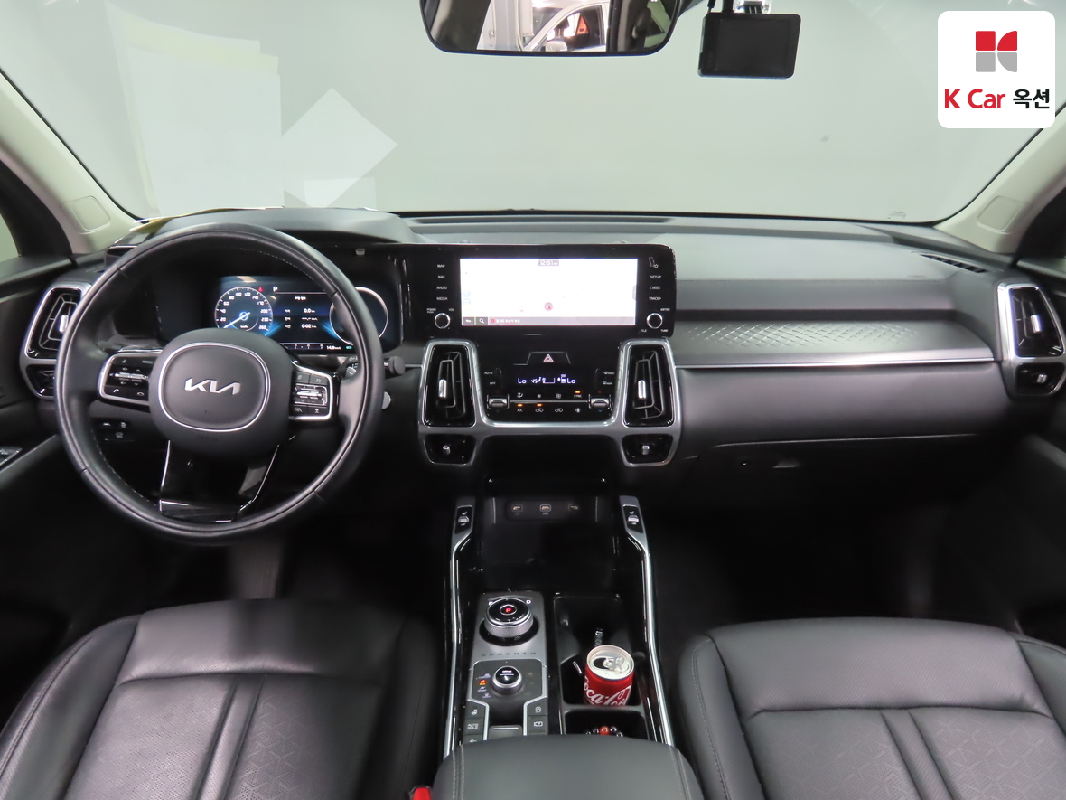 Kia Sorento 2023 - Image 3