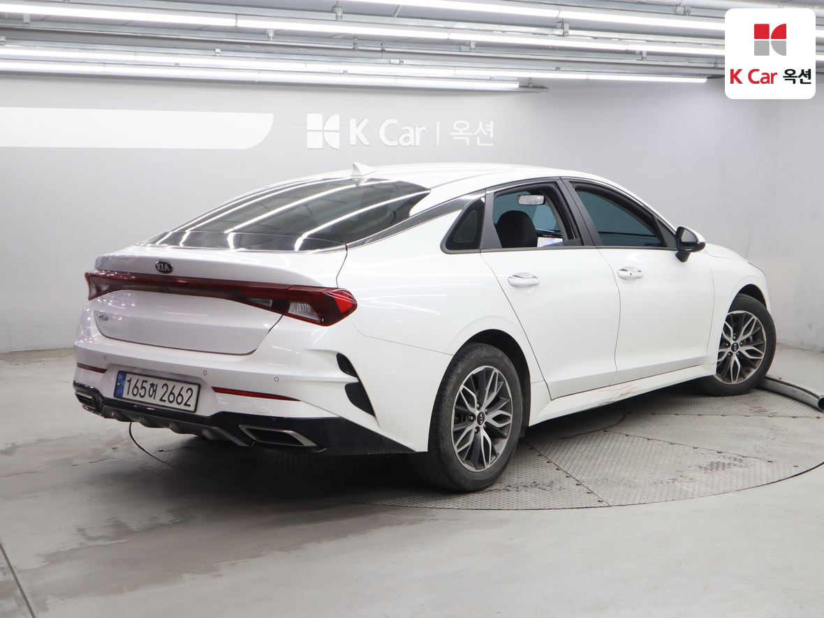 Kia K5 - 2