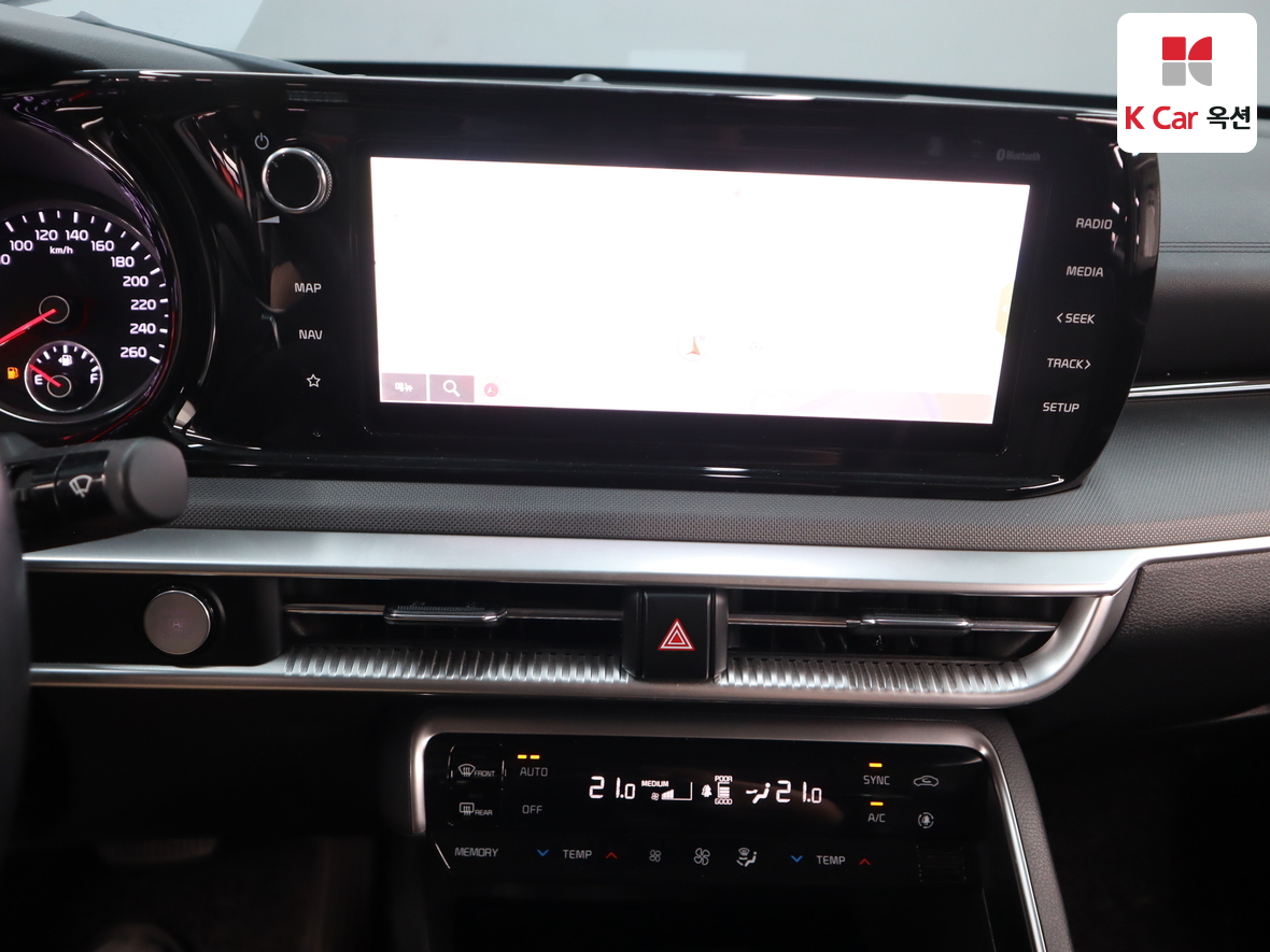 Kia K5 - 6