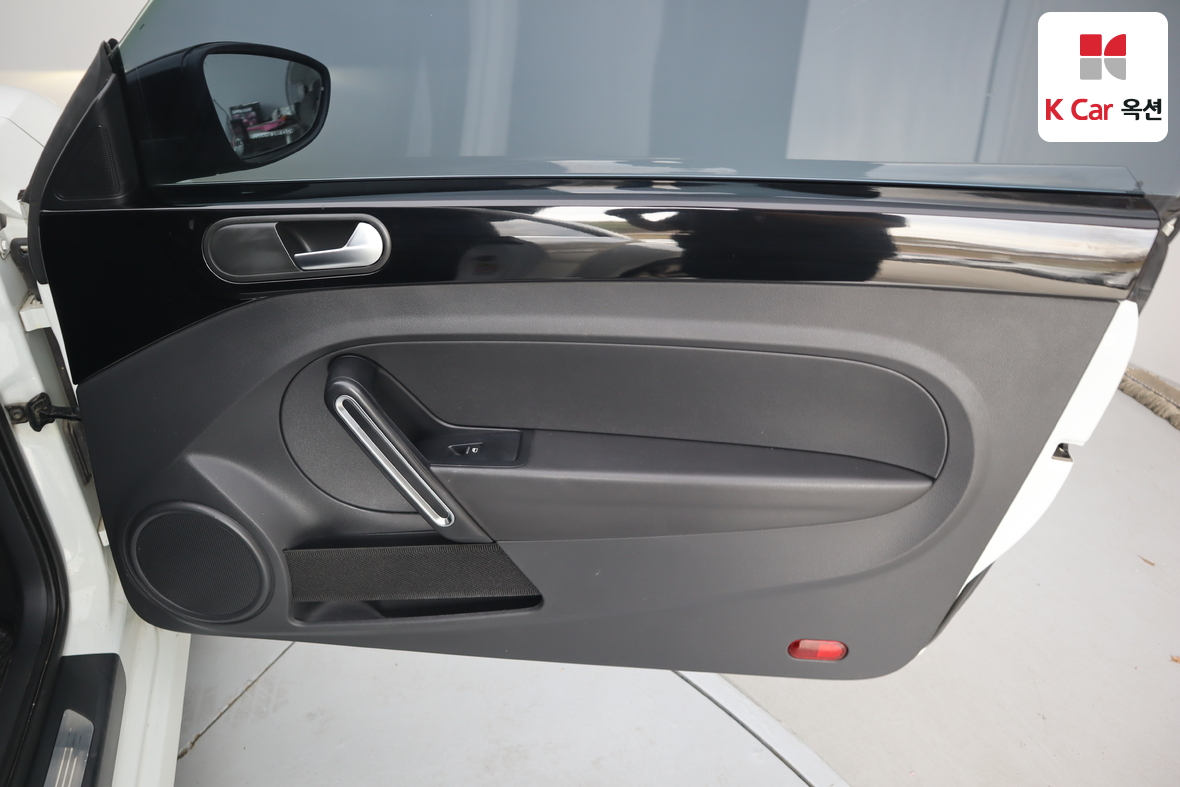 Volkswagen The Beetle - 27