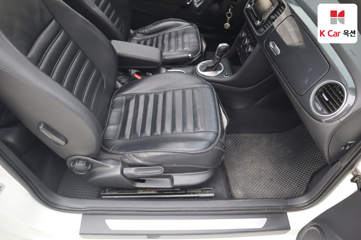 Volkswagen The Beetle - 28