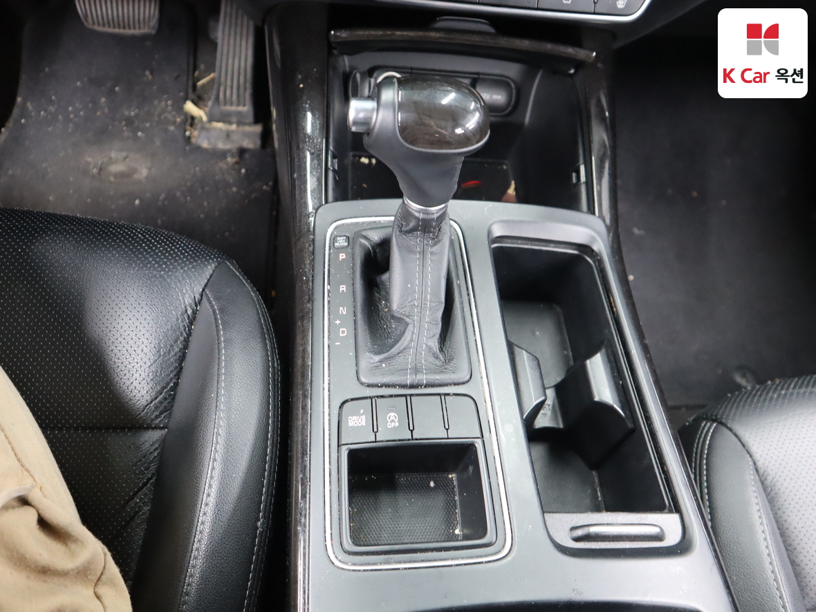 كيا سورينتو 2016 - صورة 16