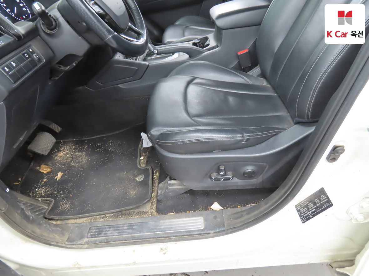 KG Mobility Rexton Sports 2022 - Image 18