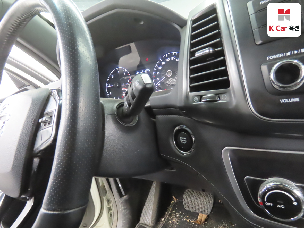 KG Mobility Rexton Sports 2022 - Image 11