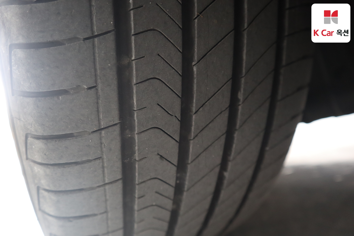 هيونداي أزيرا 2011 - صورة 30