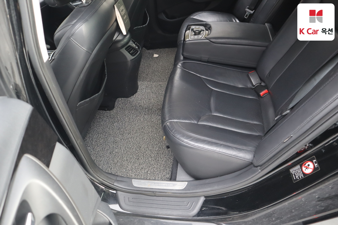 هيونداي أزيرا 2011 - صورة 21