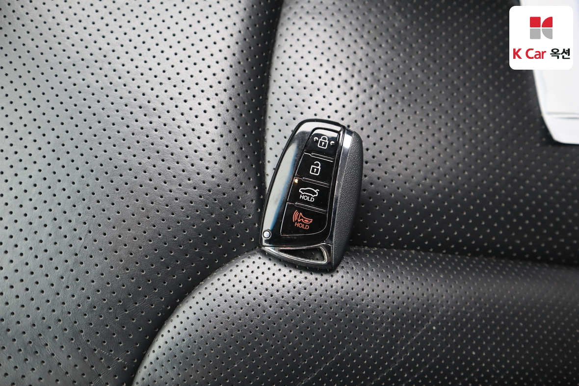 هيونداي أزيرا 2011 - صورة 16