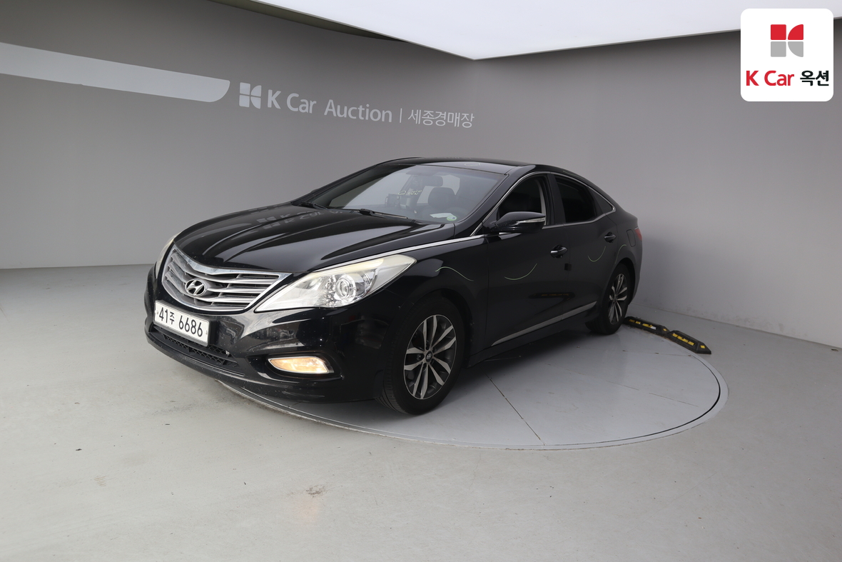 هيونداي أزيرا 2011 - صورة 1