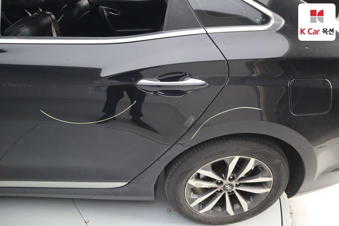 هيونداي أزيرا 2011 - صورة 40