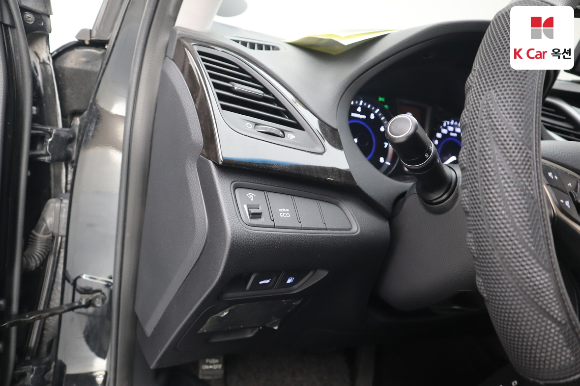 هيونداي أزيرا 2011 - صورة 9