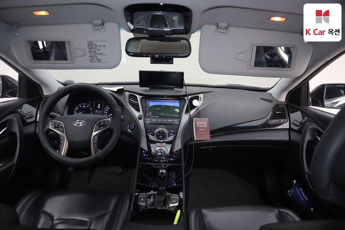 هيونداي أزيرا 2011 - صورة 3