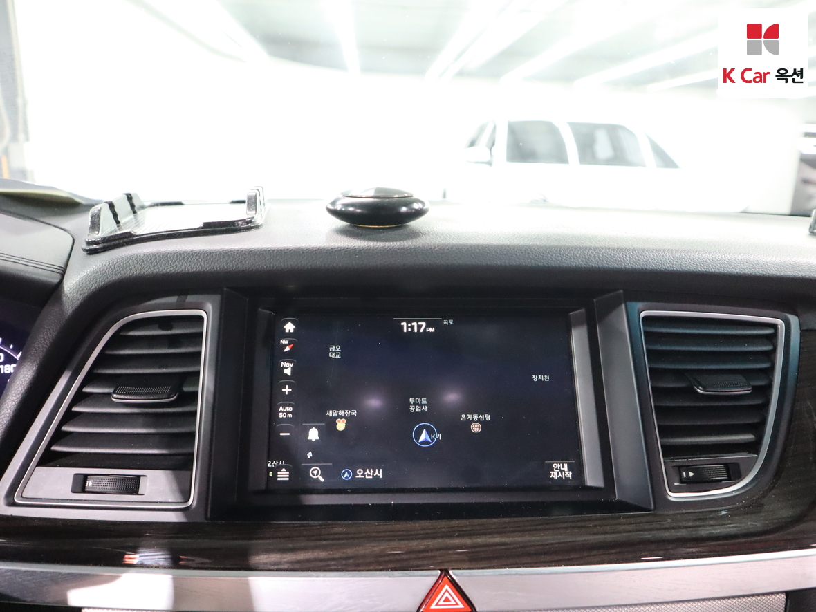 Genesis G80 - 14