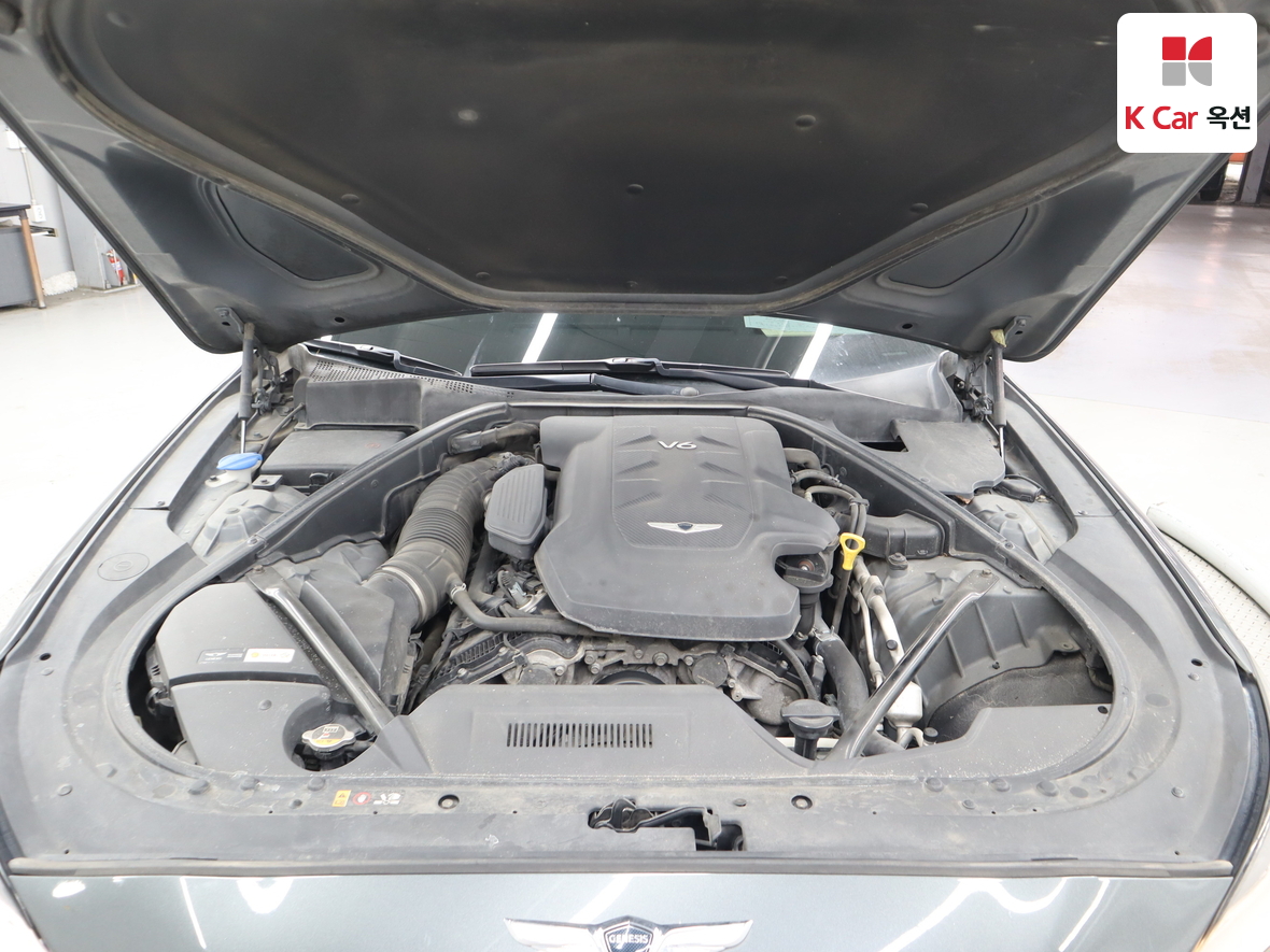 Genesis G80 - 31
