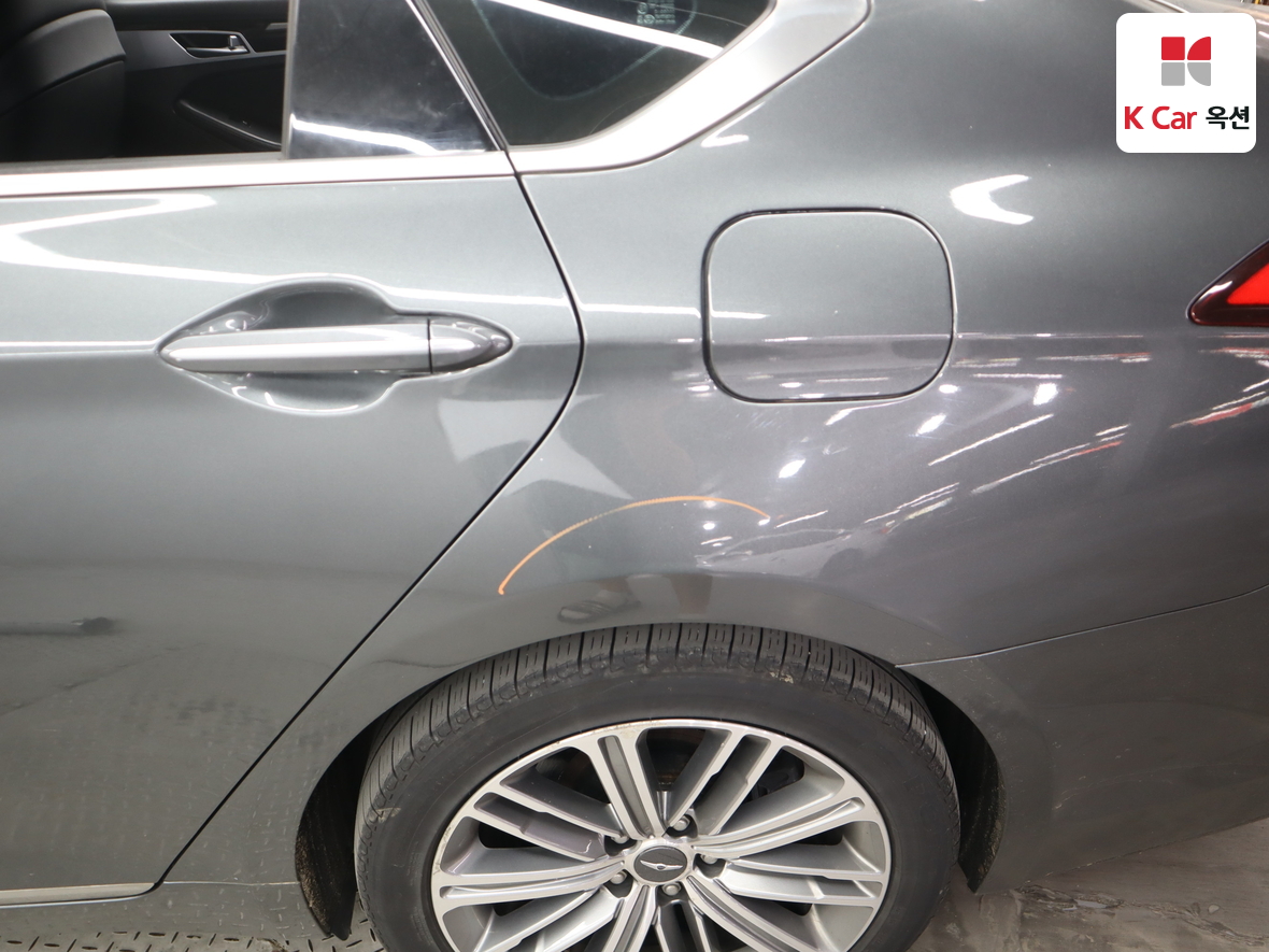 Genesis G80 - 38