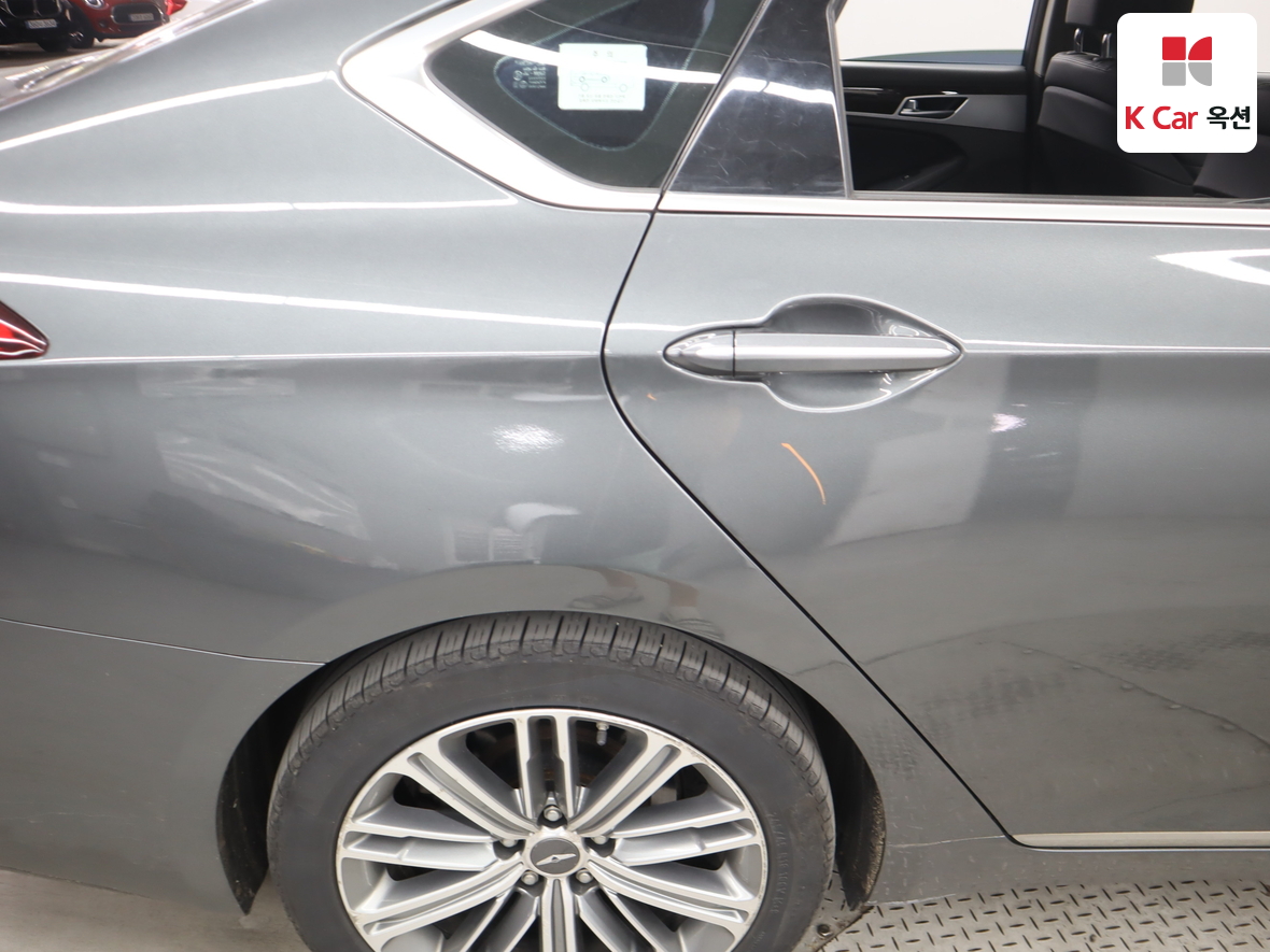 Genesis G80 - 39