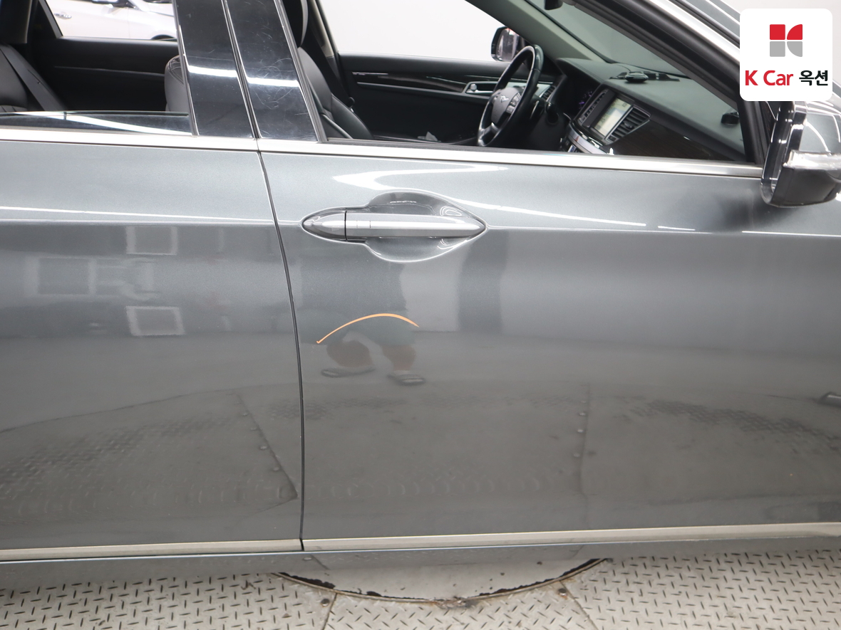 Genesis G80 - 40